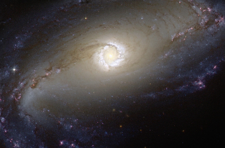 C67 - NGC 1097