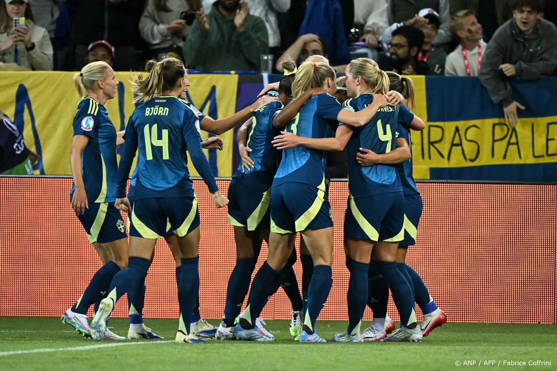 Zweden naar quarterfinale EK vrouwen na 3-0 zege op Polen
