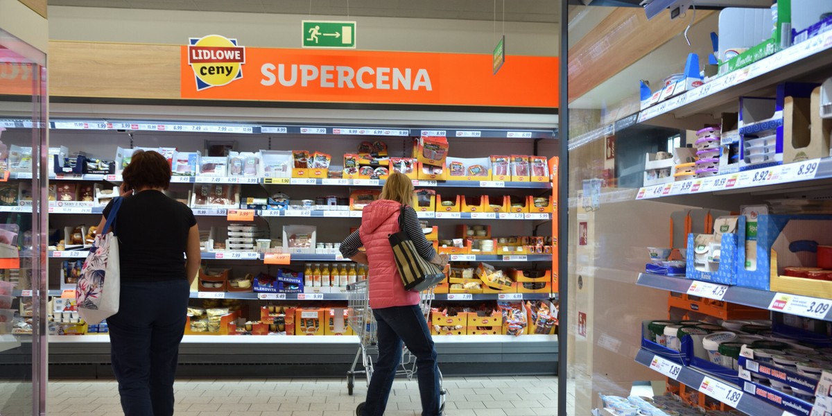 Sklepy sieci Lidl mogą być ciemniejsze niż zwykle.