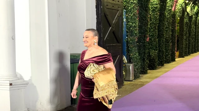 "Kancer se sam uselio, ali ja ga teram!" Milica Dugalić POKAZALA SNAGU UZ OSMEH i BEZ KOSE: "Nadam se da ću da pobedim" (FOTO)