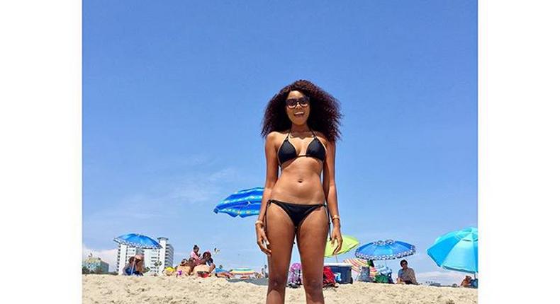 Yvonnne Nelson shows off flawless toned body in two piece