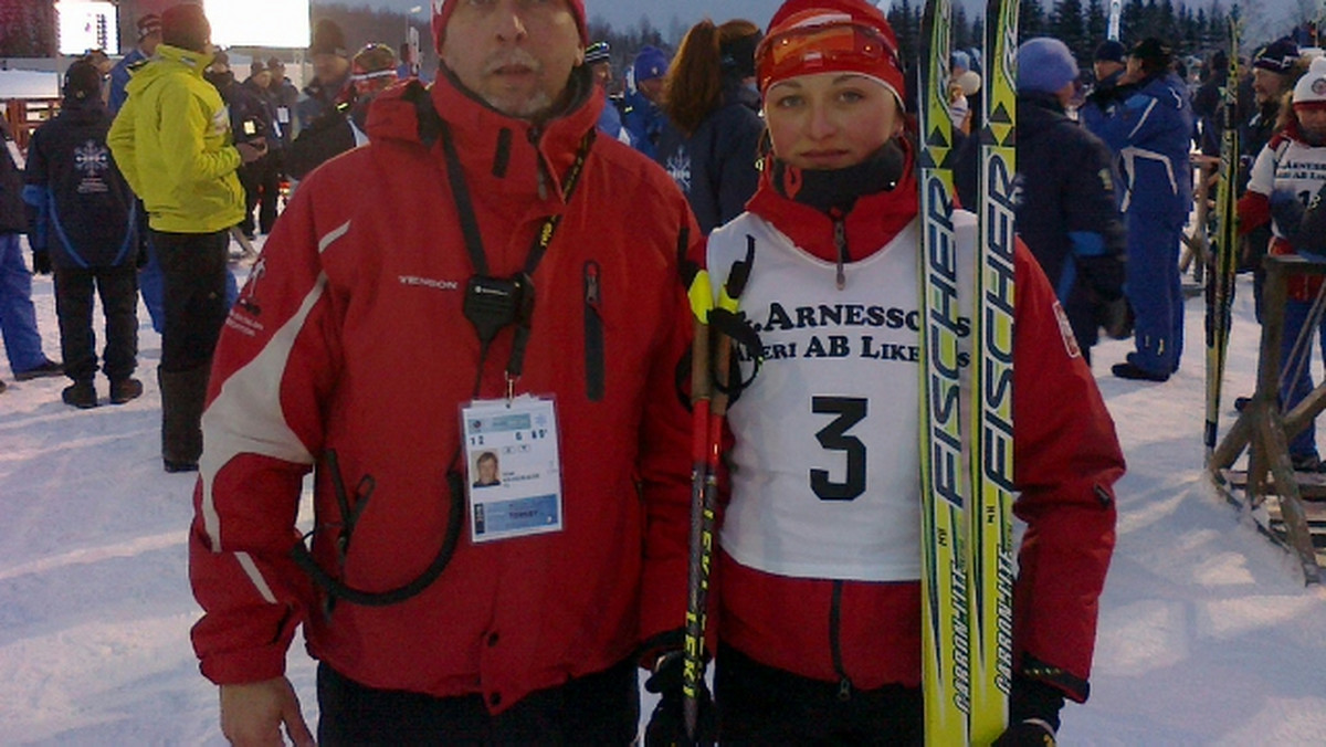 Monika Hojnisz zajęła czwarte miejsce w biegu na dochodzenie na 10 km biathlonowych mistrzostw świata juniorów w fińskim Kontiolahti. Szanse na medal Polka pogrzebała na strzelnicy. Podczas czterech wizyt pięciokrotnie spudłowała.