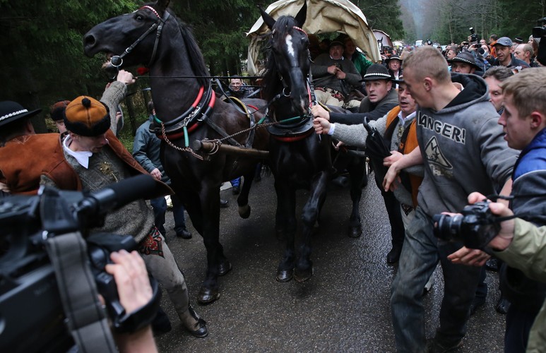Blokada drogi do Morskiego Oka