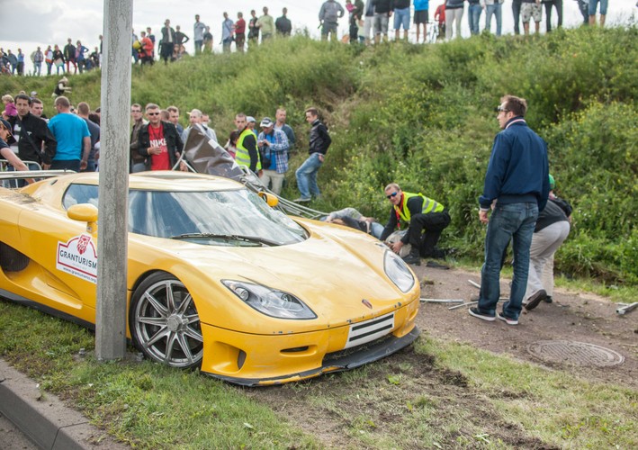 Wypadek na imprezie Gran Turismo Polonia w Poznaniu