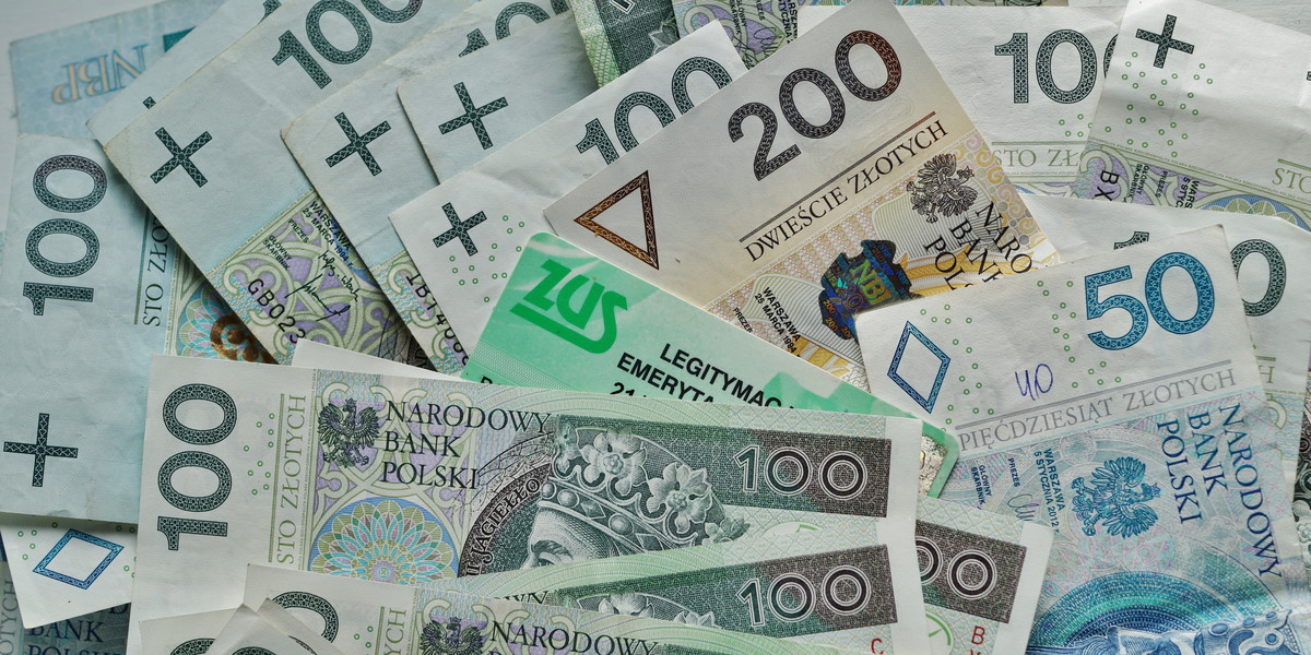 Ponad 100 tys. osób w Polsce ma na koncie emerytalnym w ZUS oszczędności przekraczające milion złotych.