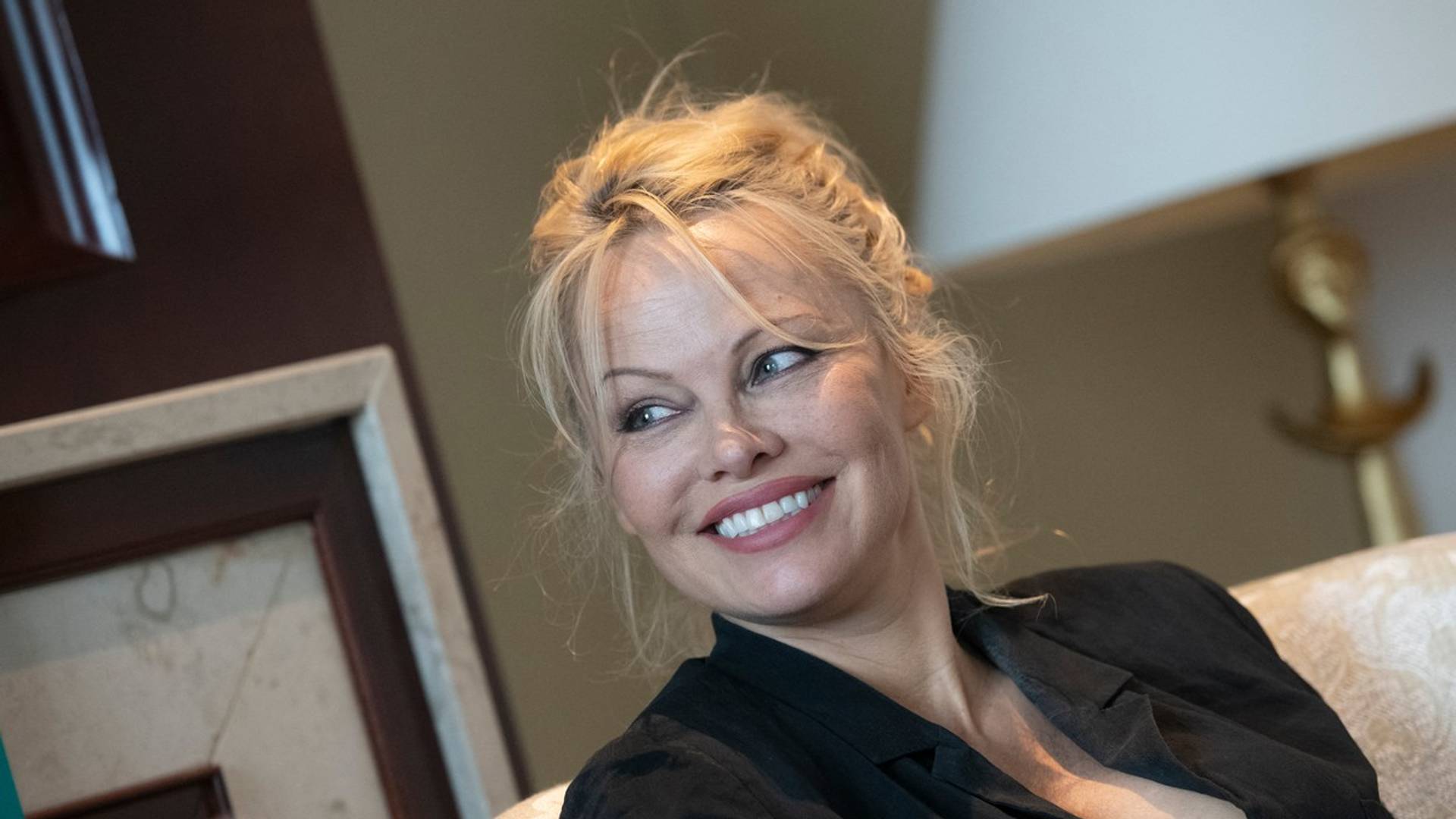 Pamela Anderson je rekorderka u brzini razvoda - ostavila i petog muža nakon godinu dana