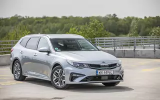 Kia Optima kombi Plug-in - nareszcie sensowny napęd hybrydowy?