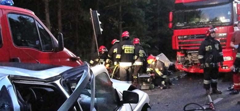 Masakra na drogach. Czworo dzieci nie żyje