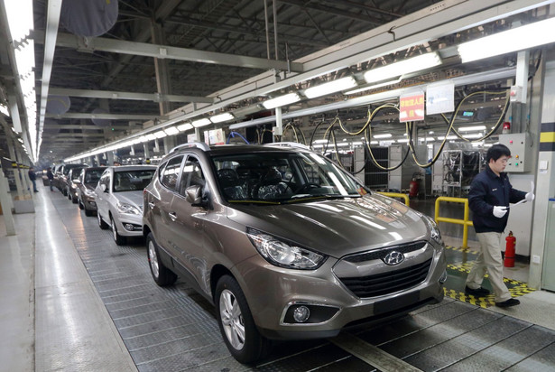 SUV Santa Fe wytwarzany w pekińskiej fabryce Hyundaia. W tym join ventures pomiędzy Beijing Automotive Industry Holding Co. i Hyundai Motor Co. wytwarza sie juz 11 modeli tej marki.