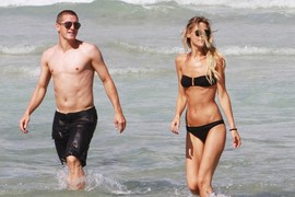 Bastijan ju je ostavio zbog ANE pred CELOM NEMAČKOM, ona sad ima NOVOG DEČKA - BOGATAŠ je i evo kako izgleda!  10 godina nakon raskida pronašla sreću u ljubavi i vodi ga na mesta gde je nekad uživala sa bivšim