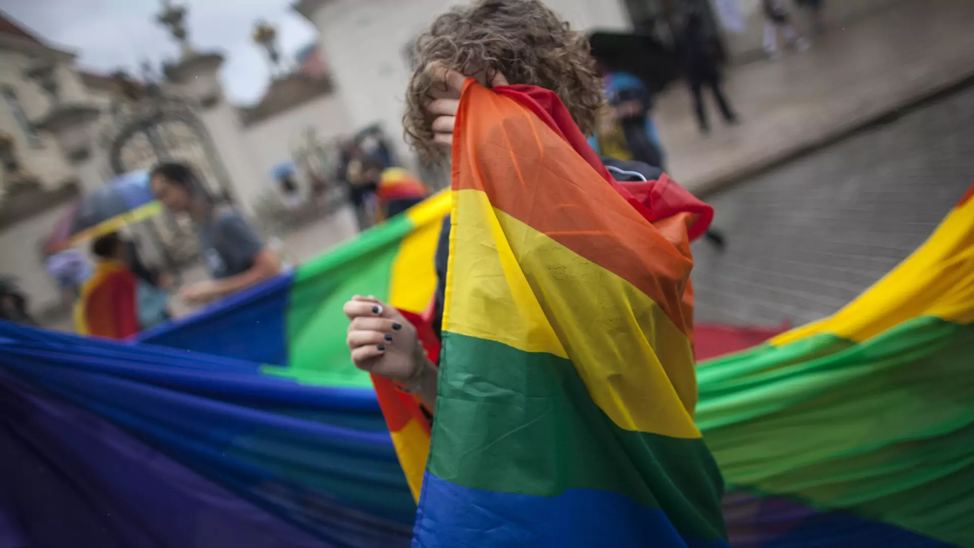 Homofobia kosztuje Polaków nawet 9,5 mld zł rocznie. Firmy nie chcą inwestować w strefach anty-LGBT