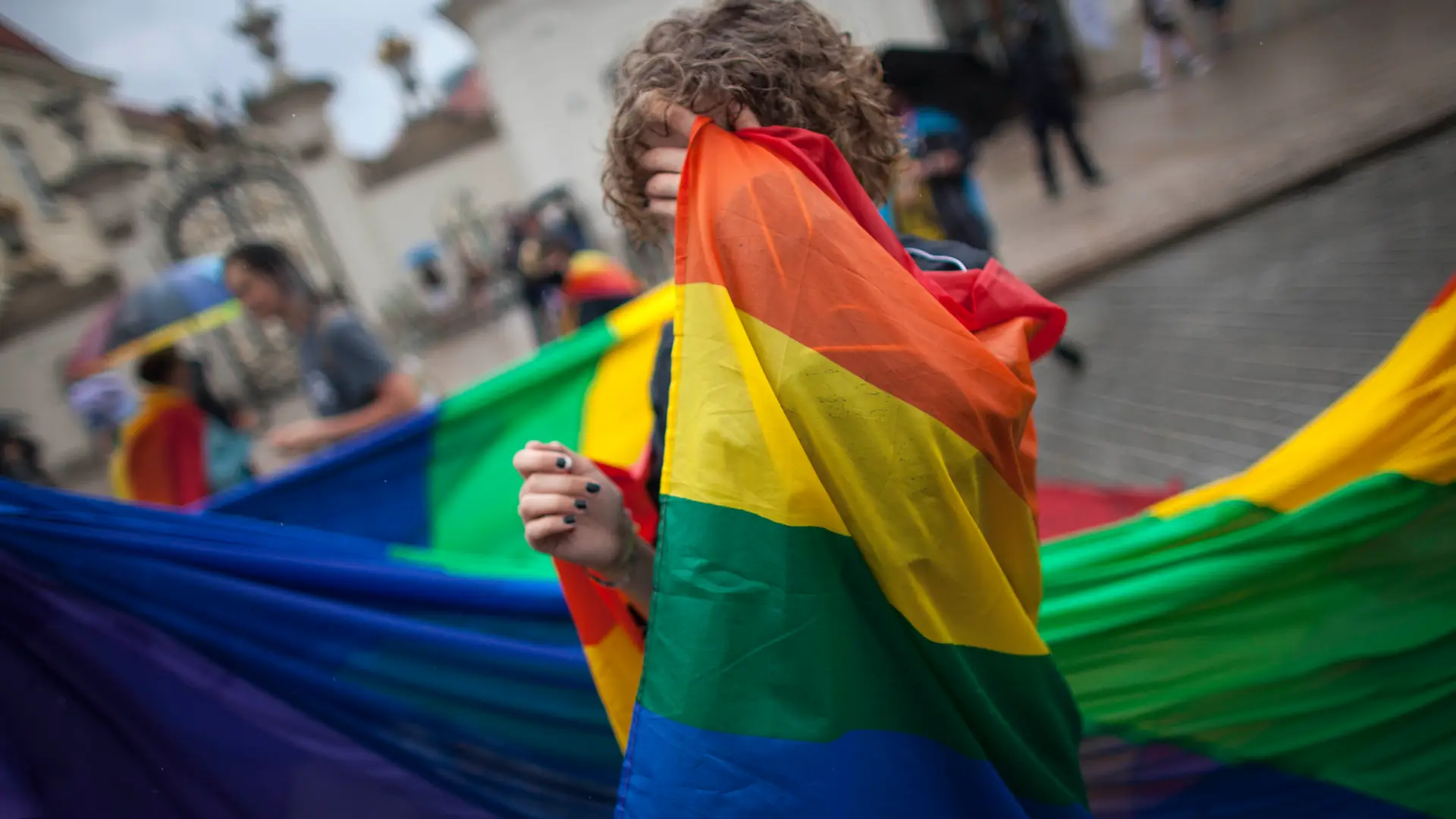 Homofobia kosztuje Polaków nawet 9,5 mld zł rocznie. Firmy nie chcą inwestować w strefach anty-LGBT