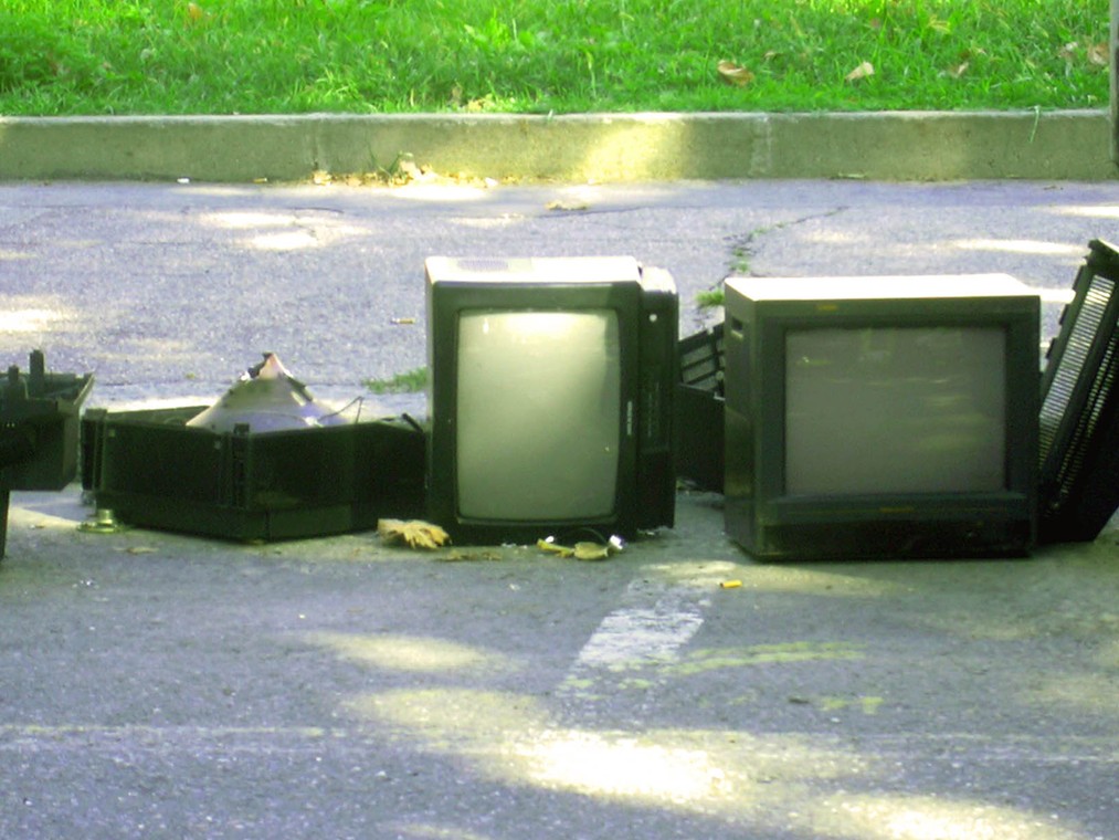 klepy będą informowały o tym, jaką część ceny stanowią koszty recyklingu nowego telewizora czy lodówki.