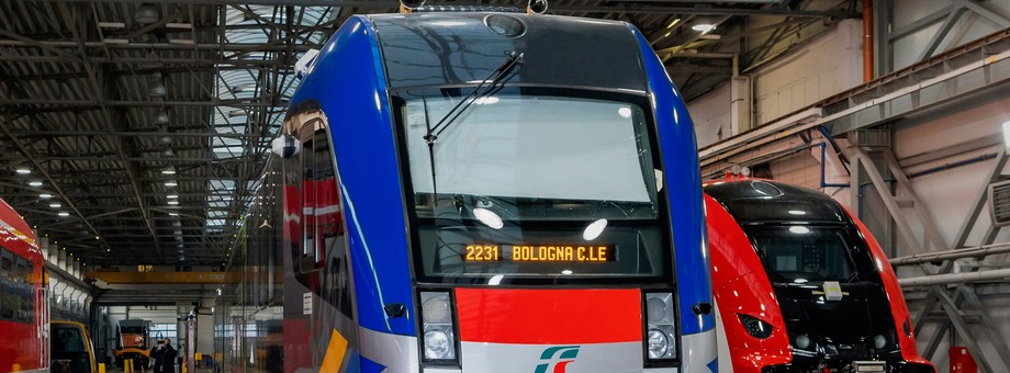 Pociąg ATR220Tr wyprodukowany przez Pesę dla włoskich kolei Trenitalia