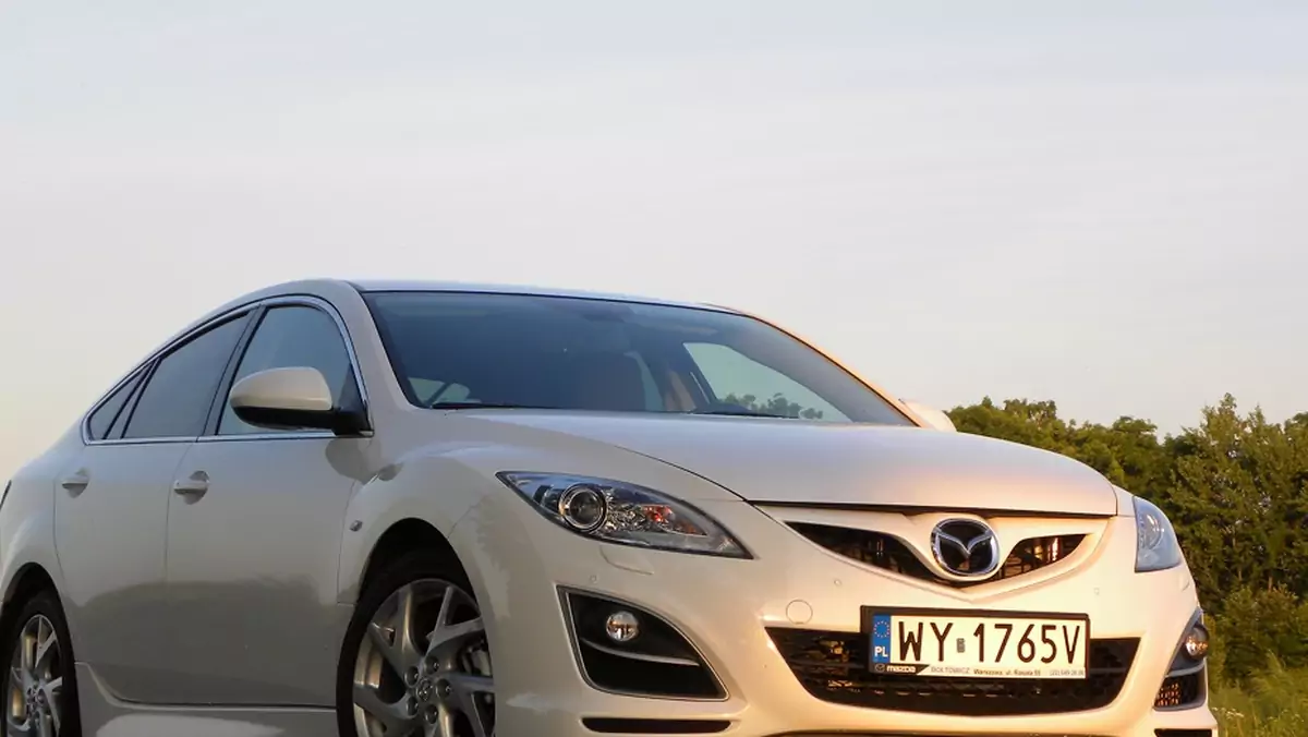 Mazda 6: czy jeździ tak dobrze, jak wygląda?