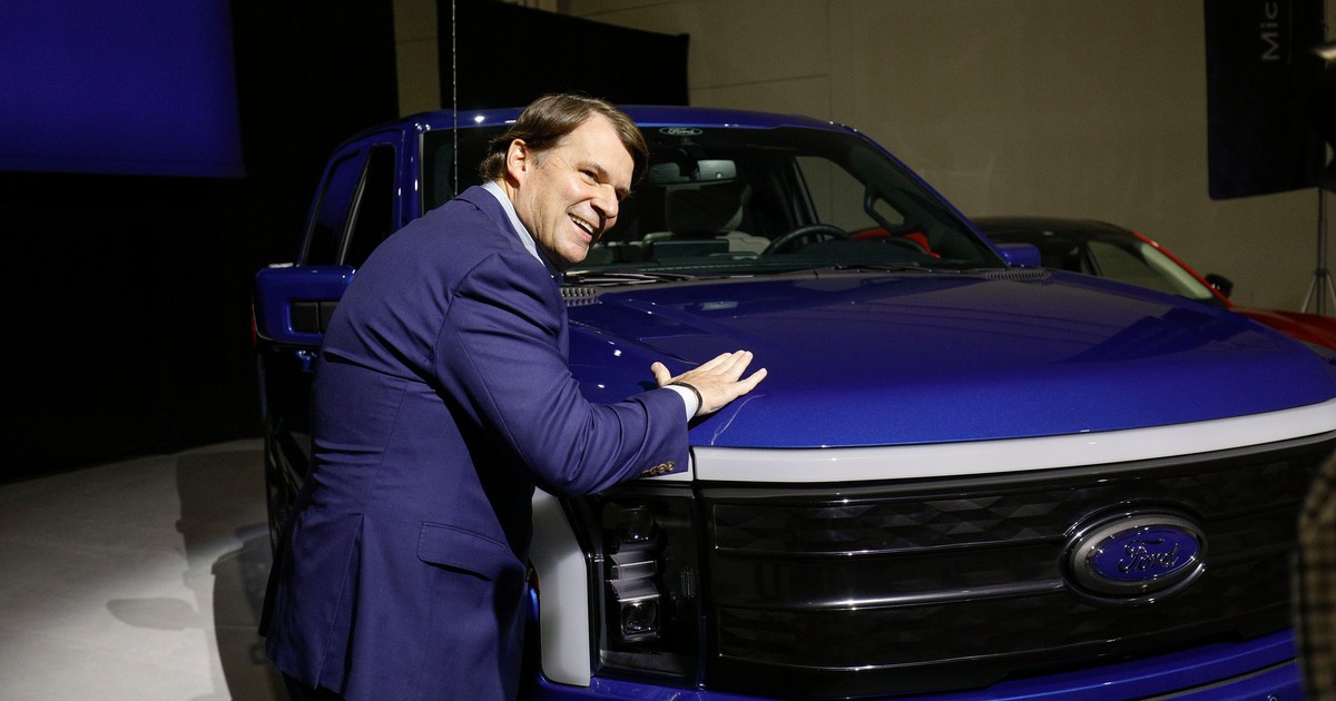 CEO Forda głównym rywalem w elektrykach są Chiny, a nie Toyota czy