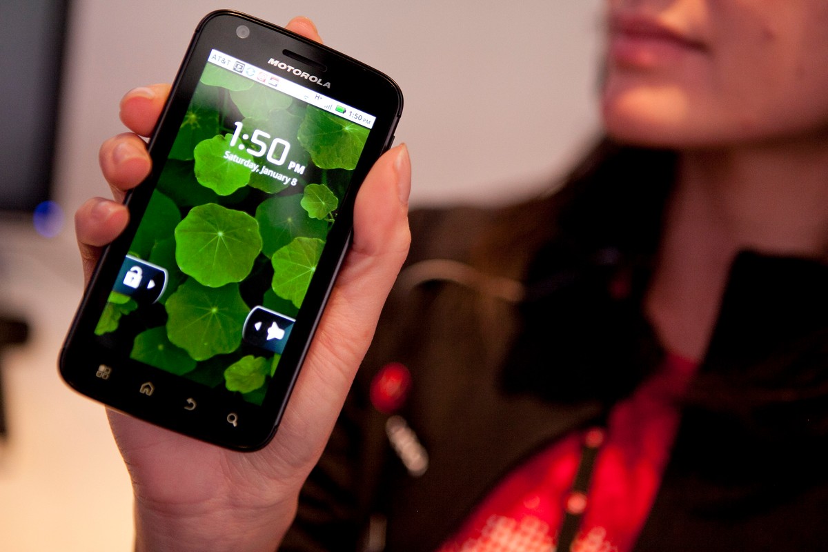 10. Smartfon Atrix 4G z Lapdockiem firmy Motorola