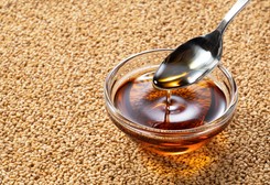 Pij łyżeczkę dziennie. To naturalny 'eliksir młodości”