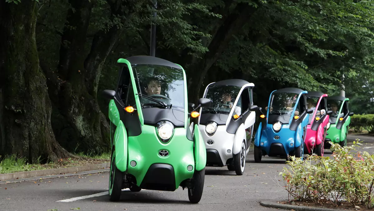 Elektryczne pojazdy Toyoty wykorzystywane do testów carsharingu