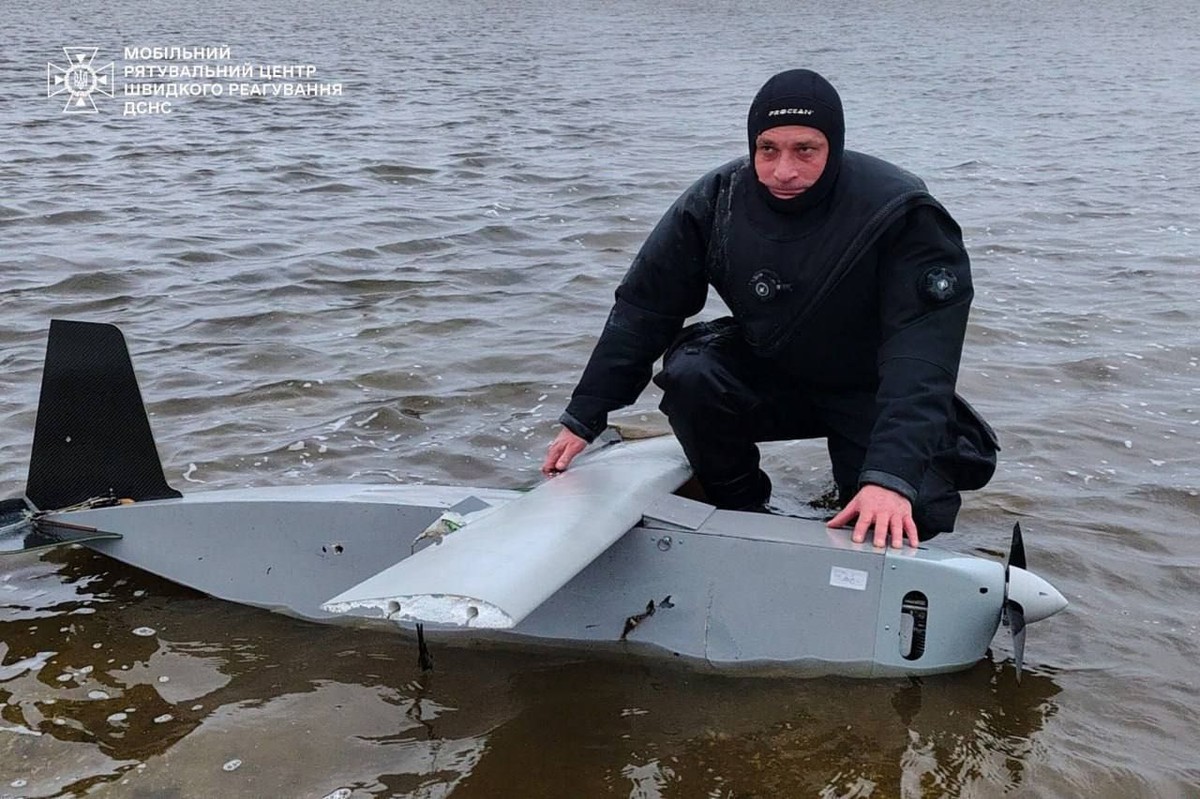Dron "Parodia" wyłowiony ze zbiornika wodnego pod Kijowem.