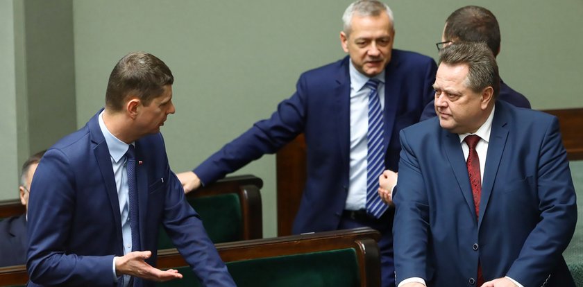 Poseł PiS zrezygnował z mandatu poselskiego. Polityka zastąpi kobieta