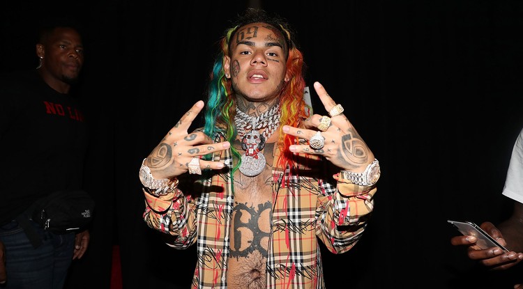 A börtönből szabadult Tekashi 6ix9ine máris felrobbantotta az internetet ezekkel a videóival