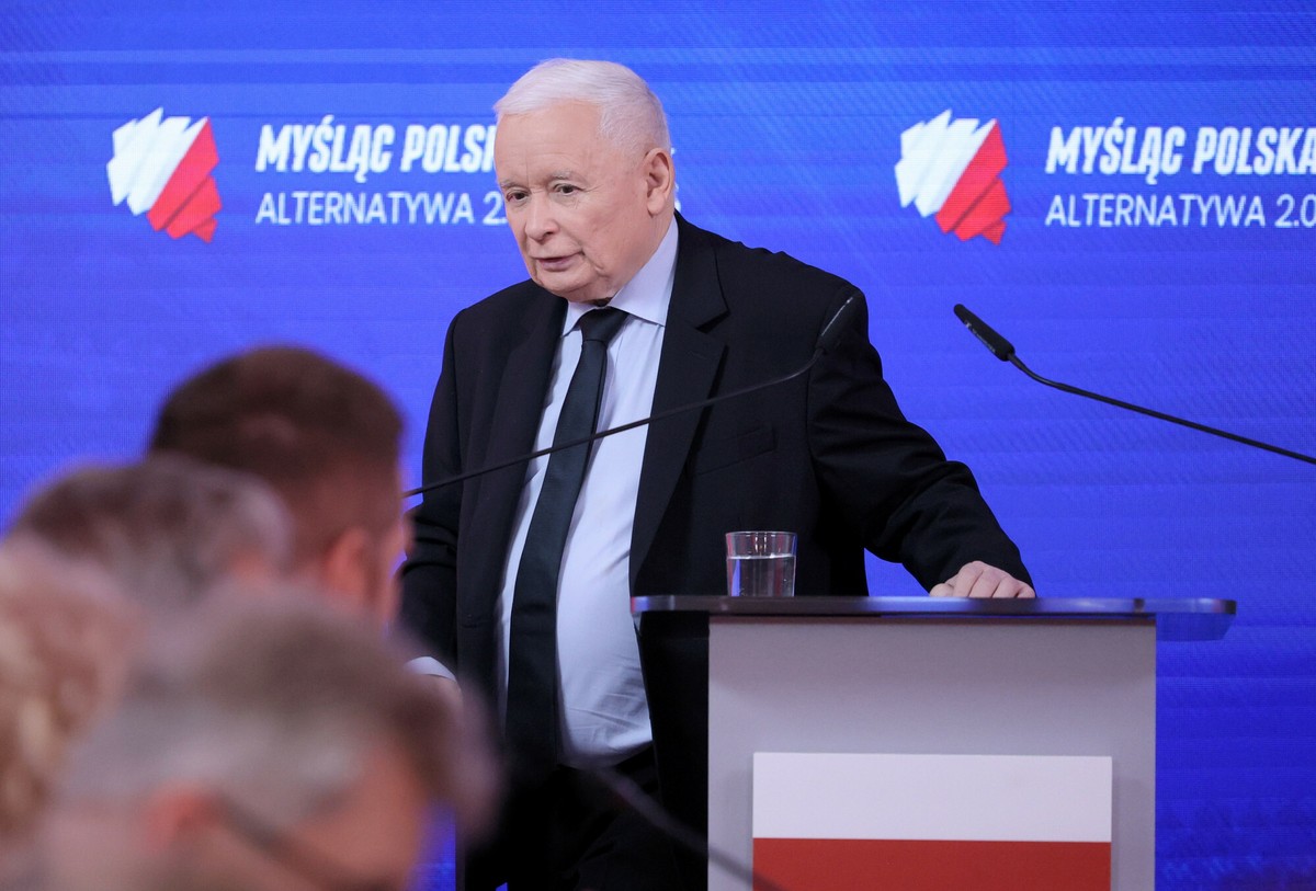 Jarosław Kaczyński nie jest liderem prawicy. Polacy wskazują innego polityka [SONDAŻ]