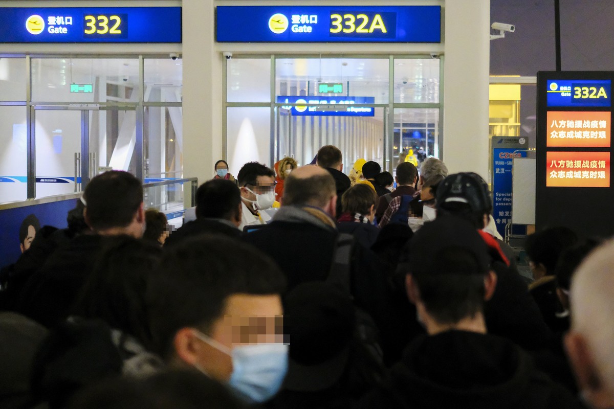 A doctoral student from Wuhan sent four parcels with biological material to the USA