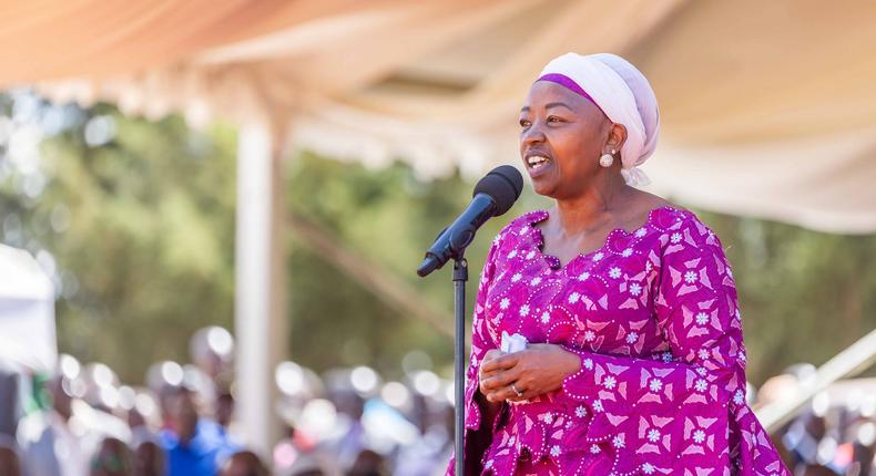 First Lady Rachel Ruto speaking to congregants at AIC Kamagut West in Uasin Gishu County on October 23, 2022