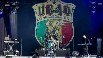 „Nem tudom leírni, mennyire fáj” – Sorra érik a tragédiák a legendás UB40 zenekart 