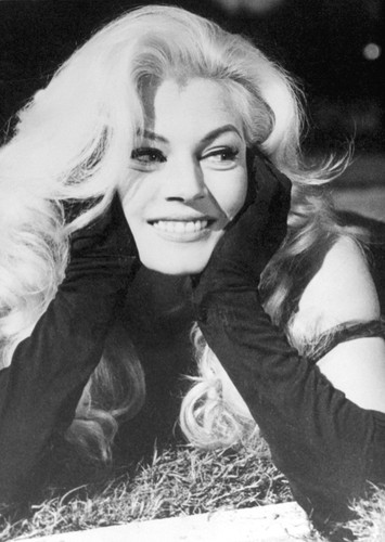 Anita Ekberg (1931 – 2015)