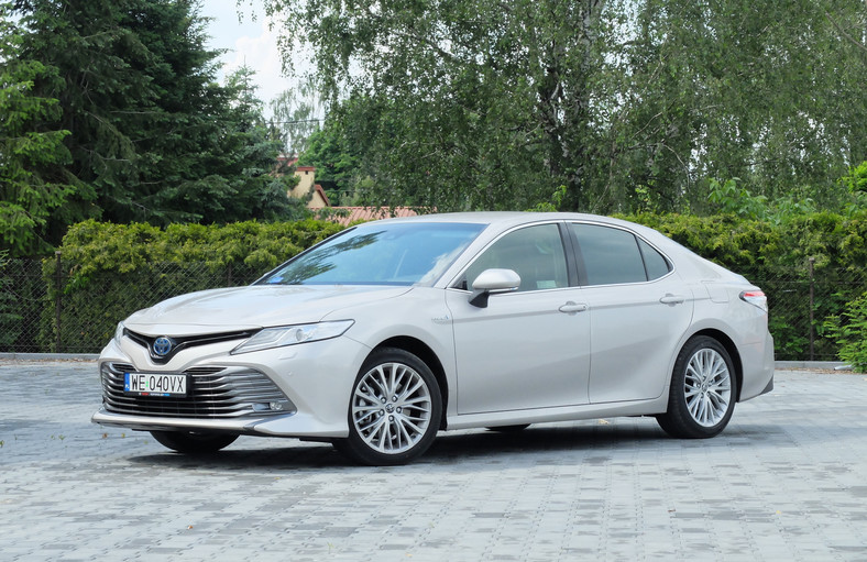 Toyota Camry 2.5 Hybrid