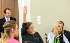 'Chaos, bałagan, skandal, polityczny hak'. Sejmowy spór o wybór nowego sędziego TK