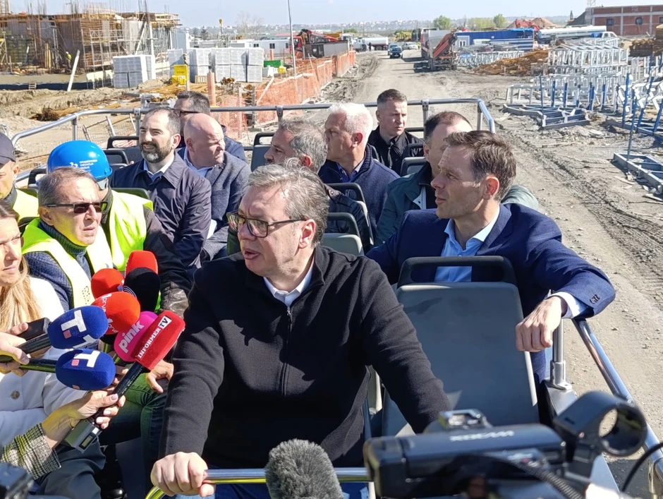 Vučić: Biće izgrađeno 1.500 stanova 