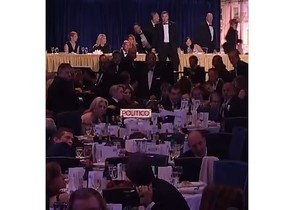 Čovek koji je stao na binu ispred Trampa tokom pucnjave u hotelu u Vašingtonu