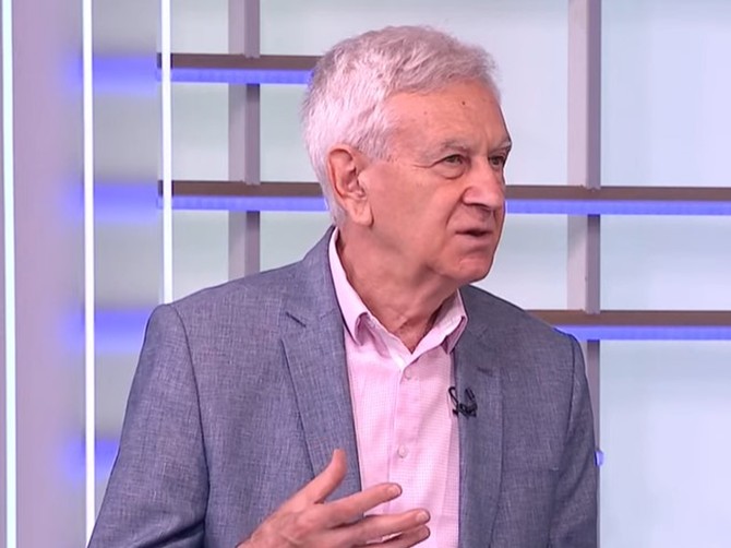 Dr Momčilo Matić