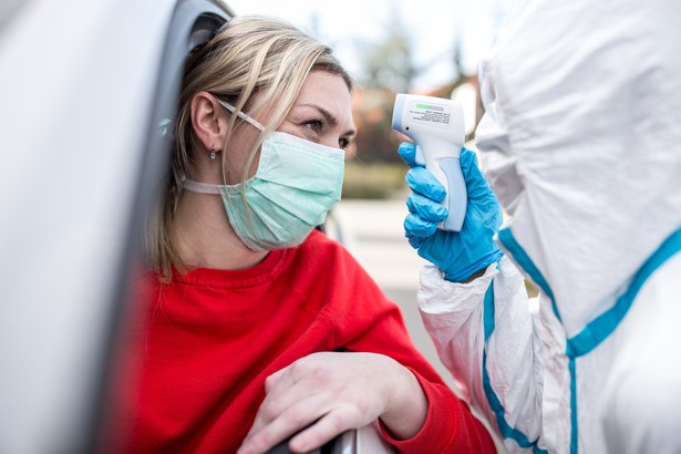 Kryzys goni kryzys. Co czeka polską medycynę po wygaśnięciu epidemii? [WYWIAD]