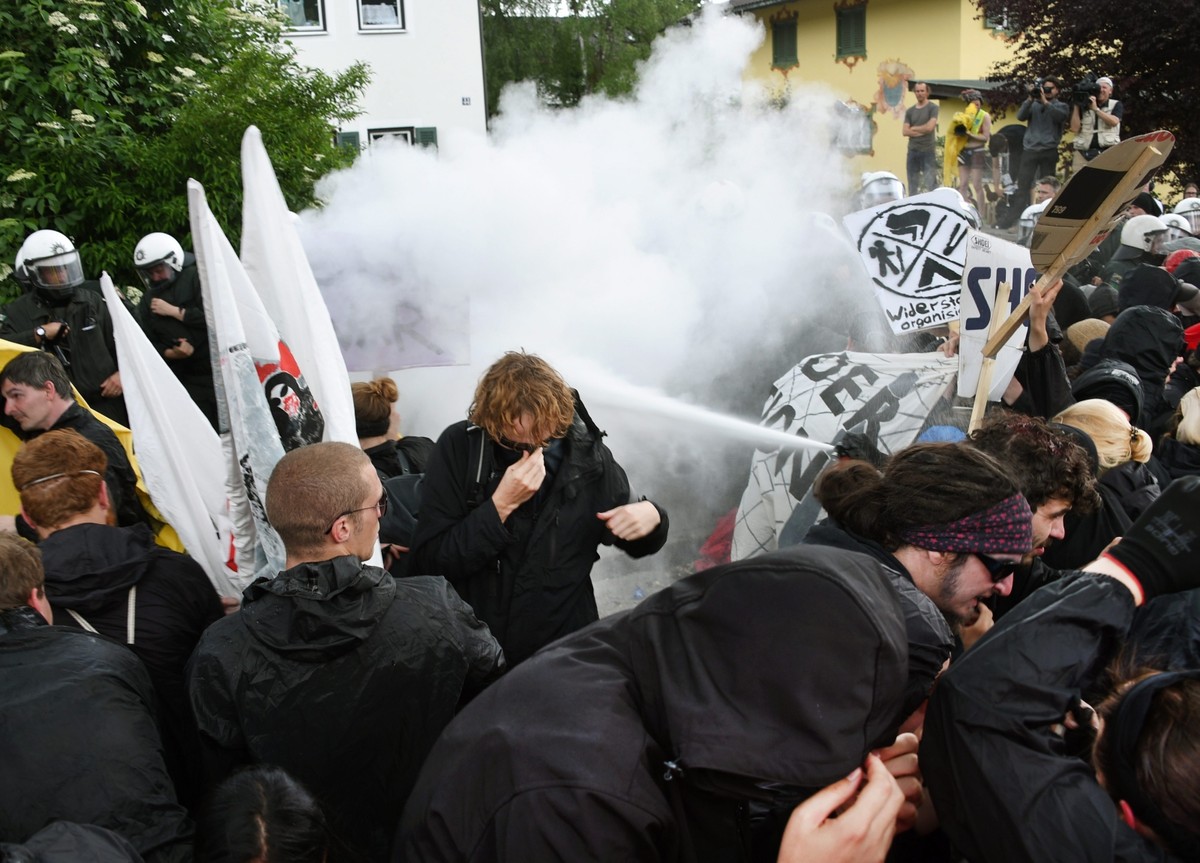 Niemcy, demonstracje w Garmisch-Partenkirchen, EPA/FELIX KAESETLE Dostawca: PAP/EPA.