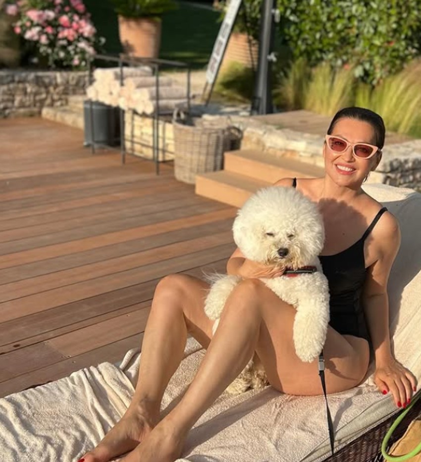 Nina Badrić u kupaćem kostimu