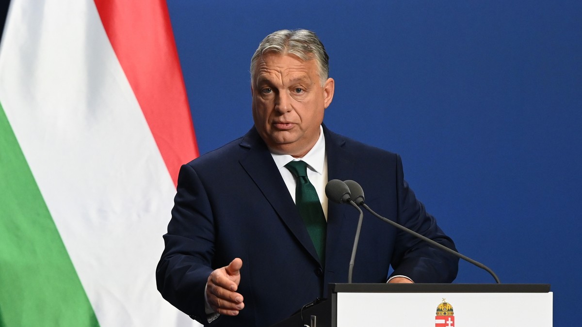 Személyi változások a kormányban: lemondott egy helyettes államtitkár és egy miniszteri biztos is