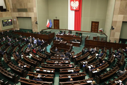 Likwidacja OFE w Sejmie. Opozycja krytyczna, projekt z poprawkami wrócił do komisji