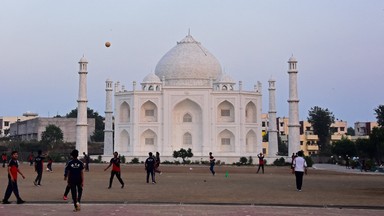 Hindus z miłości do żony wybudował replikę Tadż Mahal