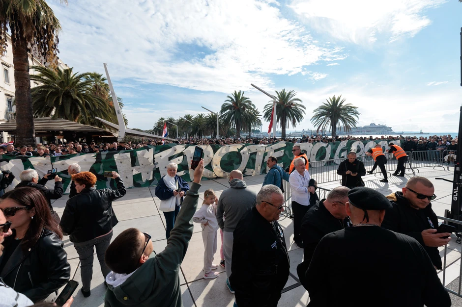 Protest Torcide u Splitu