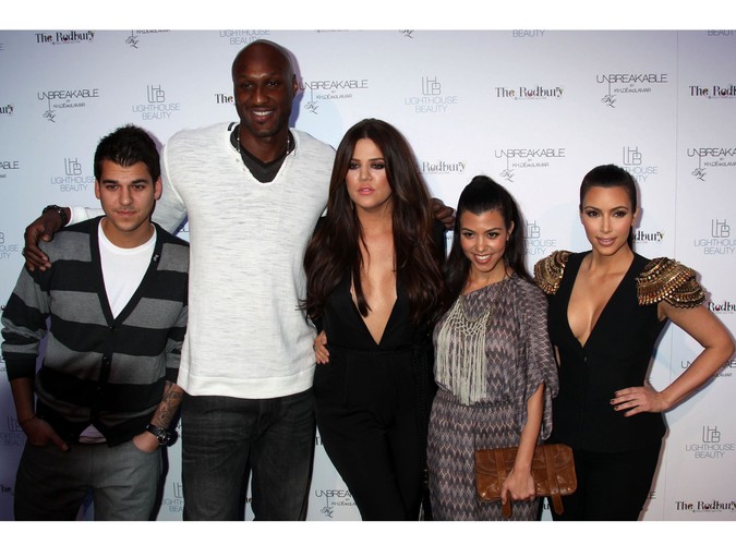 Od lewej: Rob Kardashian, Lamar Odom, Khloe, Kourtney i Kim Kardashian