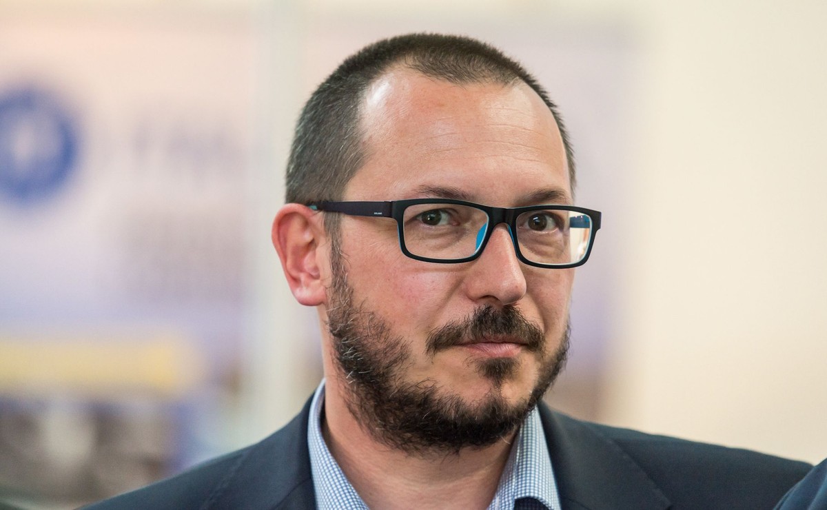 poseł Paweł Skutecki