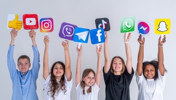 Będzie zakaz social mediów dla dzieci i młodzieży? Szykuje ustawę wzorowaną na Australii