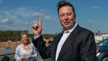 Elon Musk éveken belül embereket küldene a Marsra