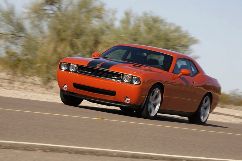 Chicago 2008: Dodge Challenger SRT8 w akcji (video)