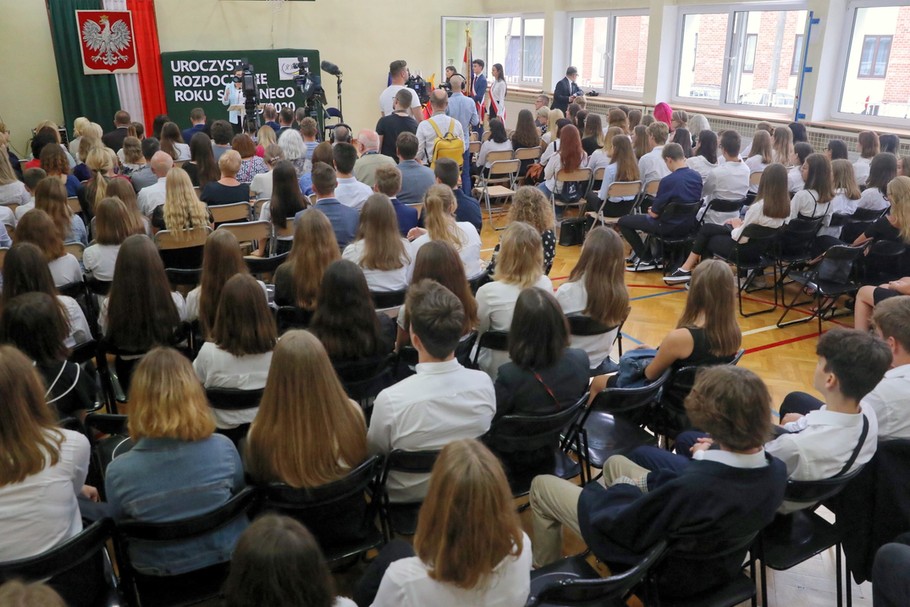 Rozpoczęcie roku szkolnego w XXX Liceum Ogólnokształcącym im. J. Śniadeckiego w Warszawie. 2 września 2019 r.