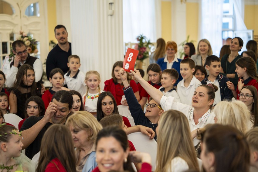 Uskršnja aukcija na kojoj su sakupljena sredstva za malog Nikolu iz Loka